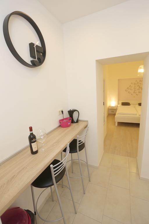 Zadar Street Apartments And Room Zimmer foto
