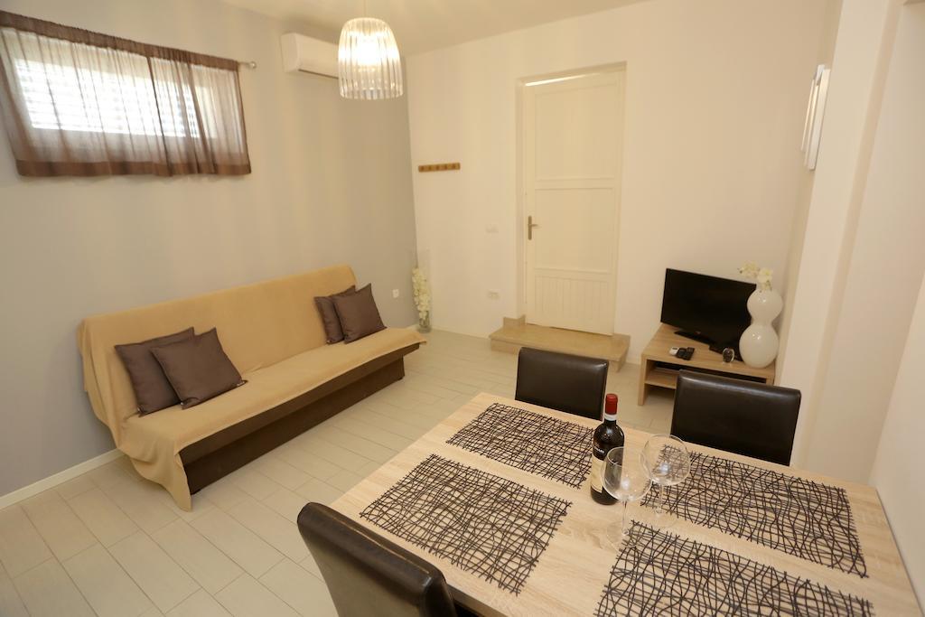 Zadar Street Apartments And Room Zimmer foto