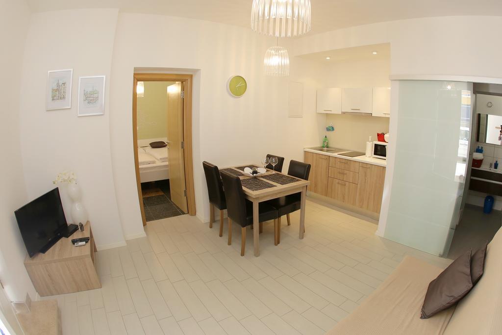 Zadar Street Apartments And Room Zimmer foto