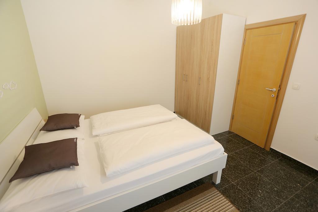 Zadar Street Apartments And Room Zimmer foto